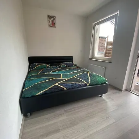Apartment Schoene 2 Mit Bad Und Kueche Self- Check-in Monchengladbach