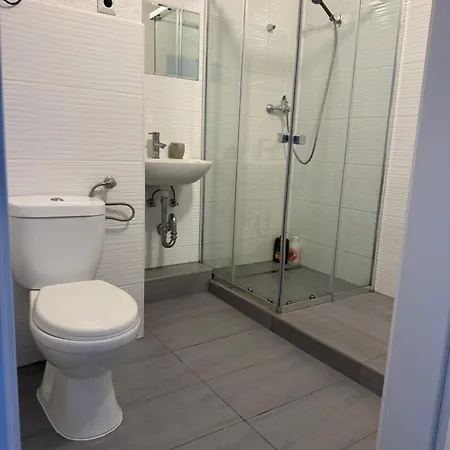 Schoene 2 Mit Bad Und Kueche Self- Check-in דירה